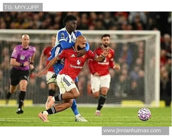 曼联冬季转会期关注巴莱巴与沃顿等潜在引援目标