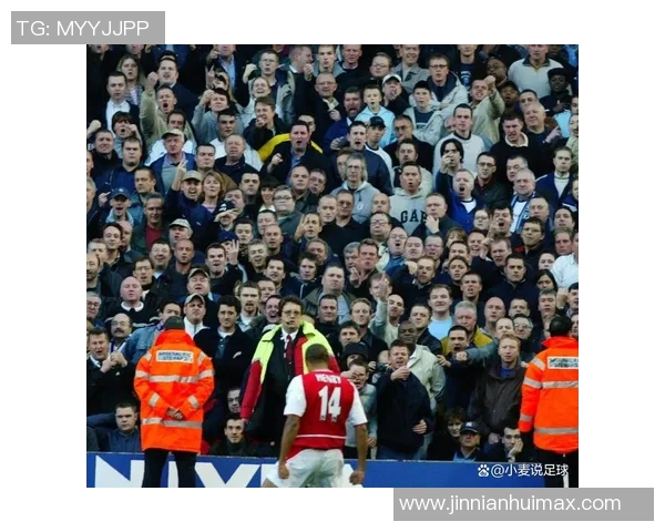 亨利首次造访热刺新球场感慨老球场胜利回忆与新场地的不同体验