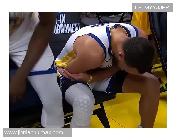 库里遭遇裁判争议再现两次明显21未吹怒火中烧牙套掉落引发热议