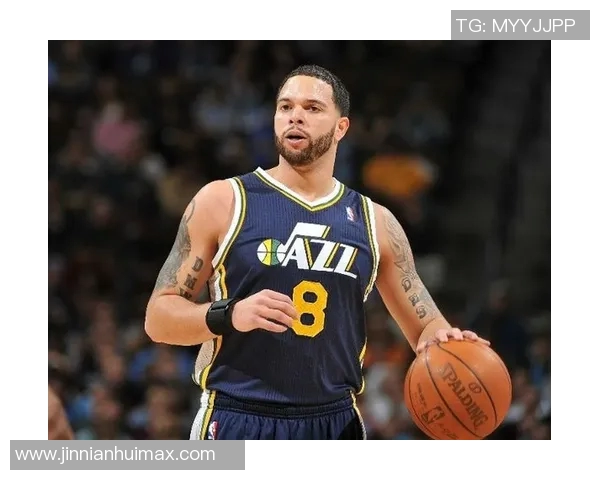 德隆感慨保罗仍在赛场拼搏自言下楼梯都可能受伤 德隆感慨保罗仍在赛场拼搏自言下楼梯都可能受伤